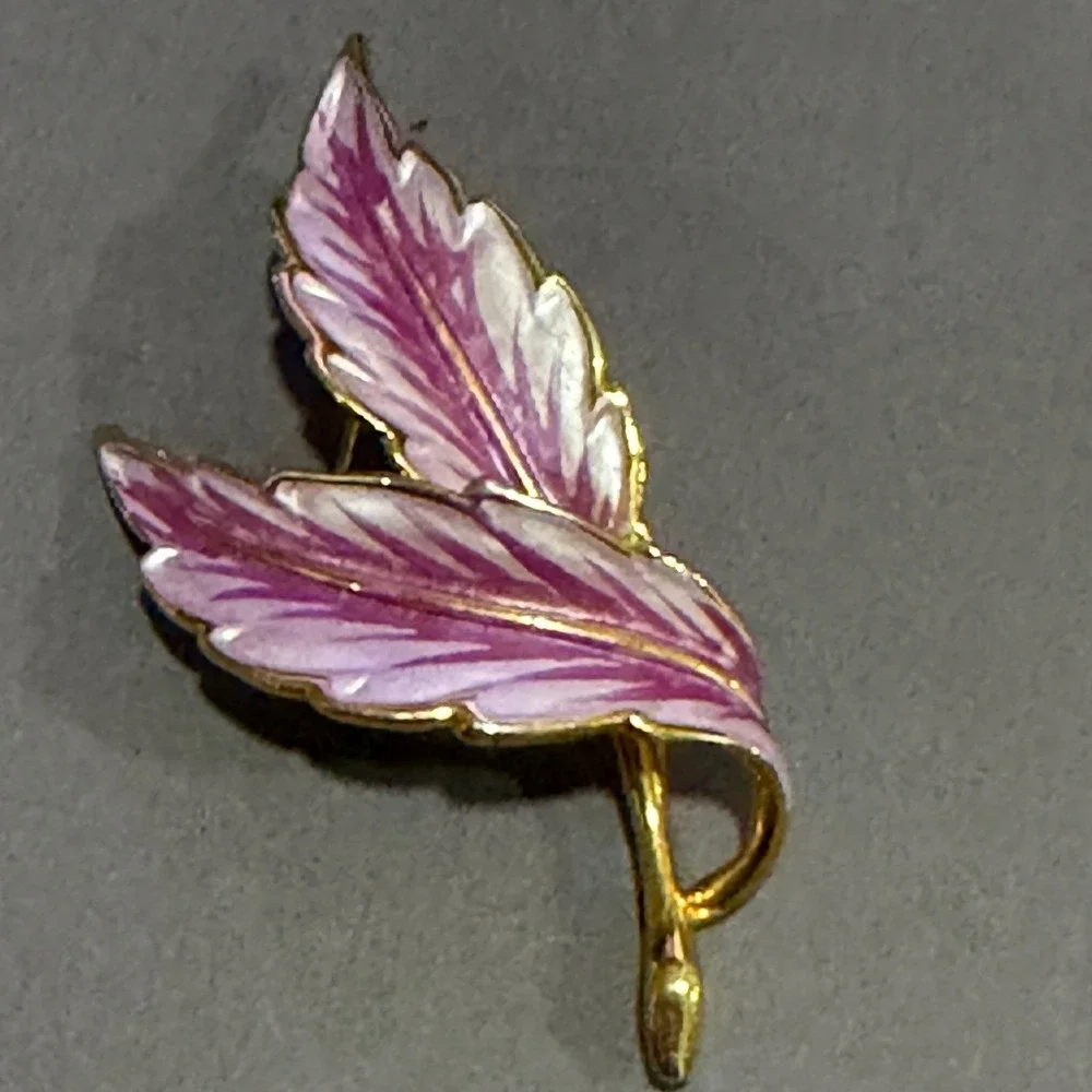 Double‎ Leaf Brooch Women Purple Gold Tone Enamel Pin